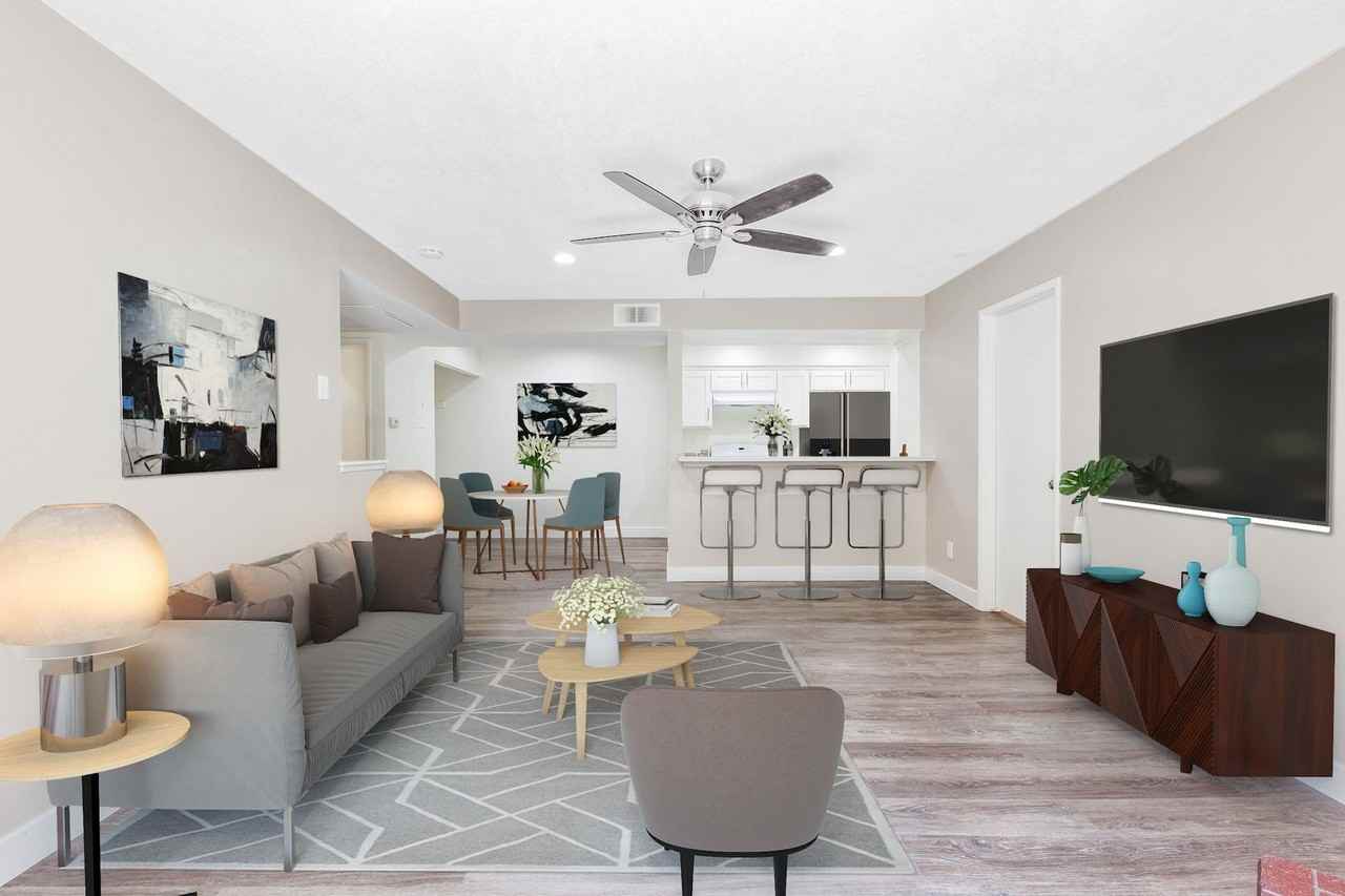 Palm Court Apartments - Photo 2 of 30