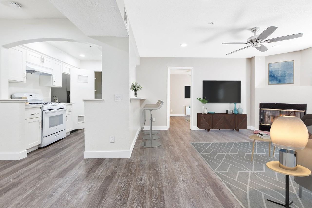 Palm Court Apartments - Photo 6 of 30