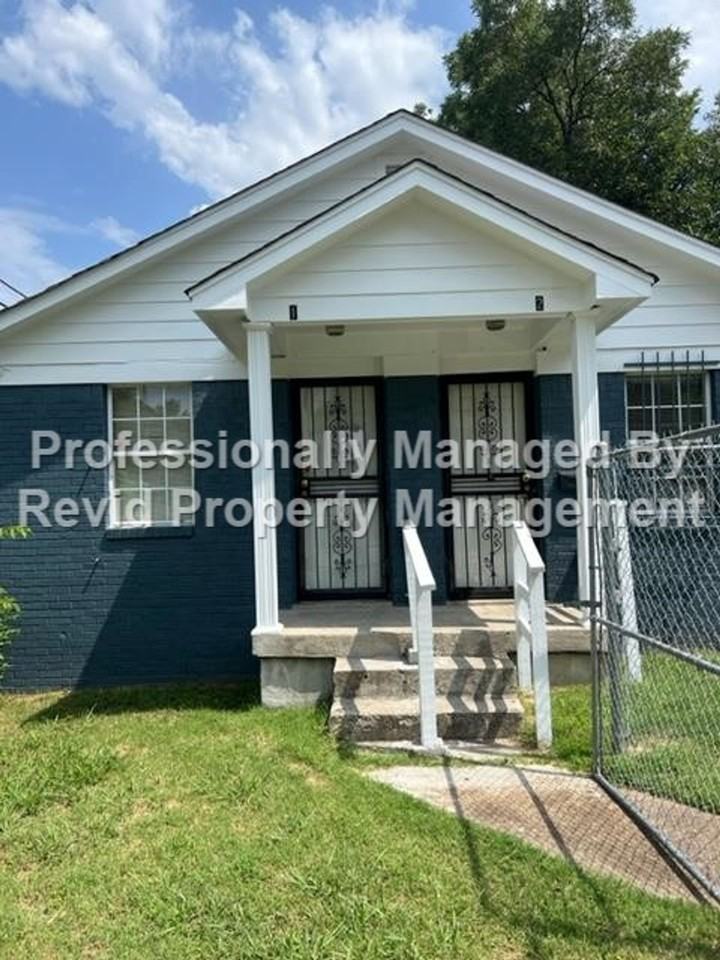 1210 N. Evergreen - Photo 2 of 10