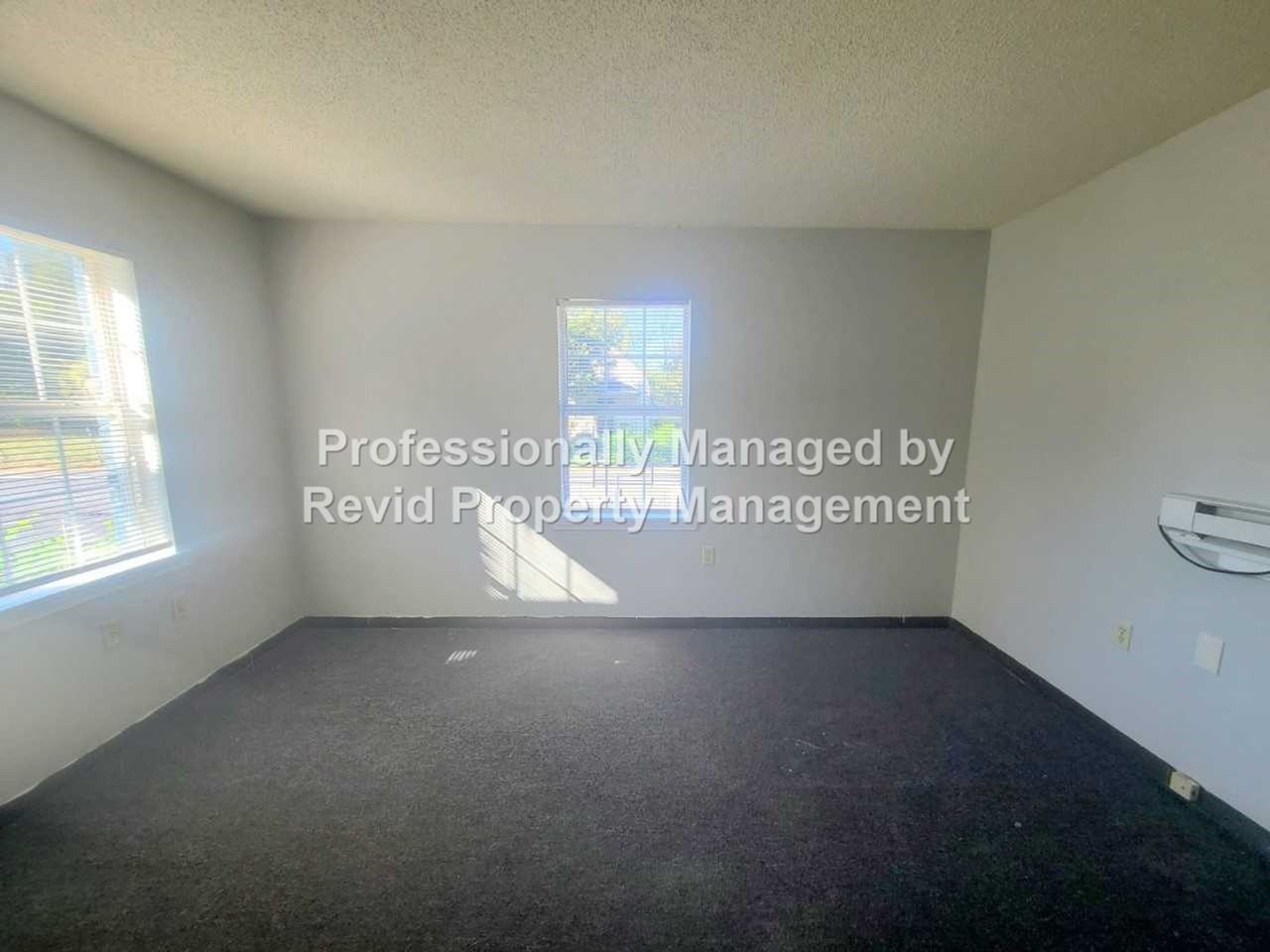 1210 N. Evergreen - Photo 5 of 10