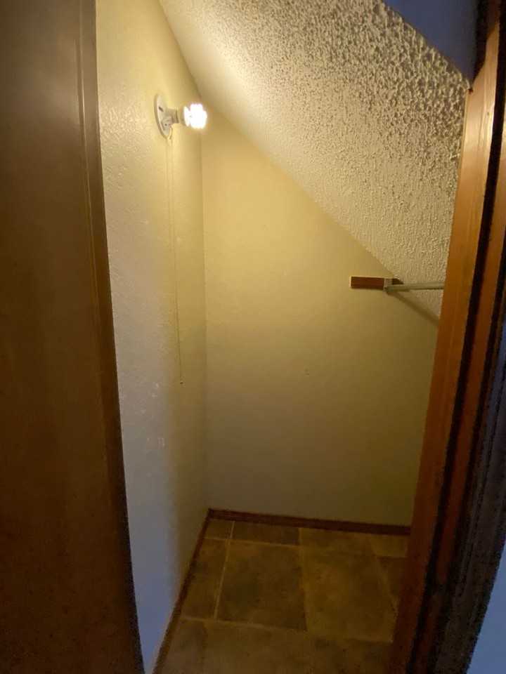 2210 E Macs Ct #2 - Photo 6 of 17