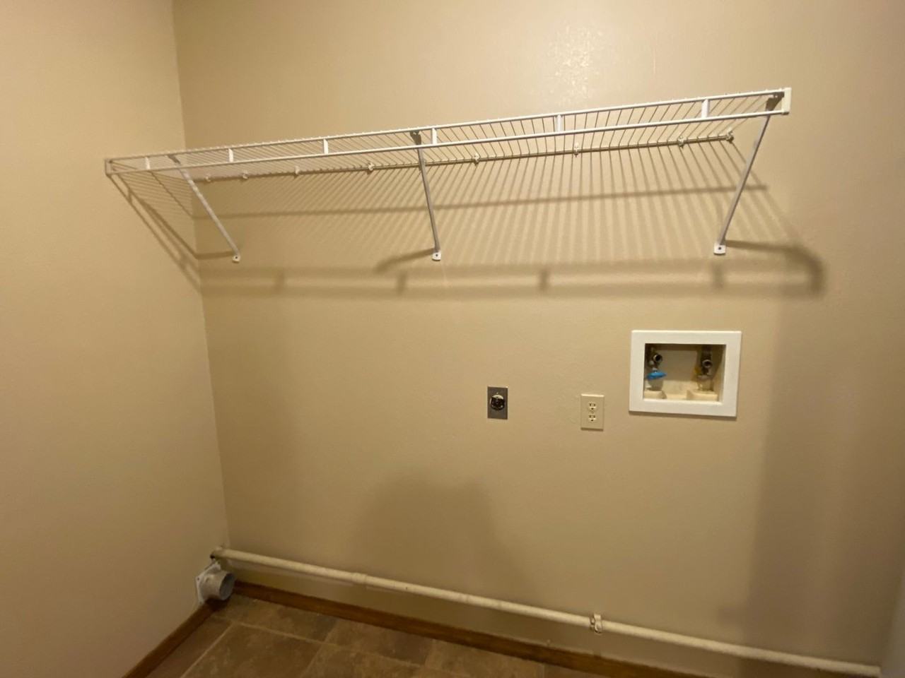 2210 E Macs Ct #2 - Photo 5 of 17