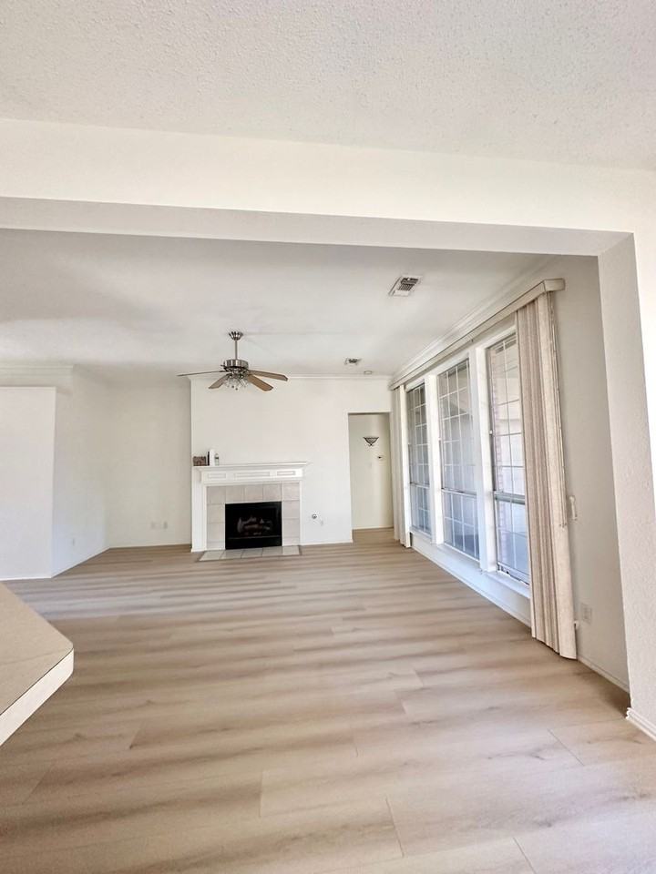 8005 Paloverde Dr - Photo 7 of 24