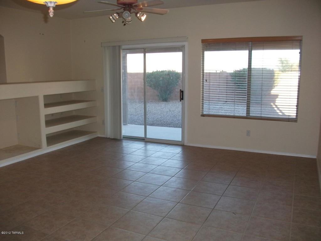 7387 W Sonesta Dr - Photo 3 of 11