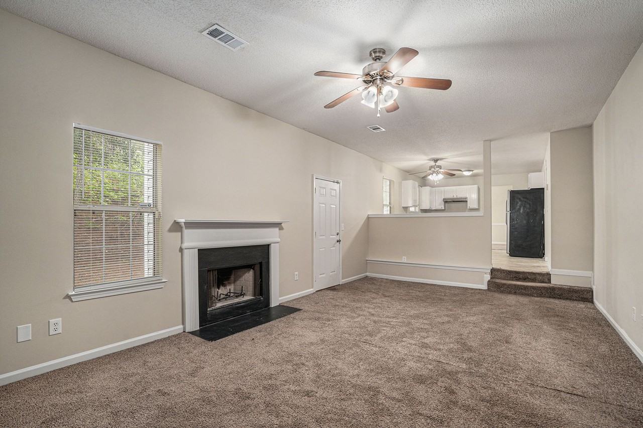5346 Salem Springs Dr - Photo 3 of 18