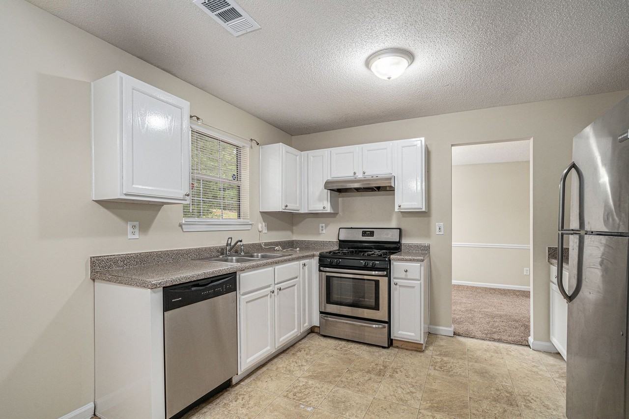 5346 Salem Springs Dr - Photo 6 of 18