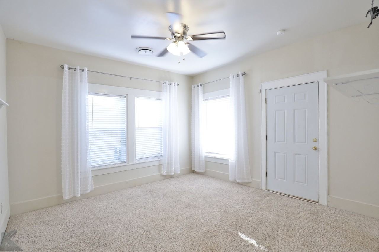 887 Hickory St - Photo 3 of 41