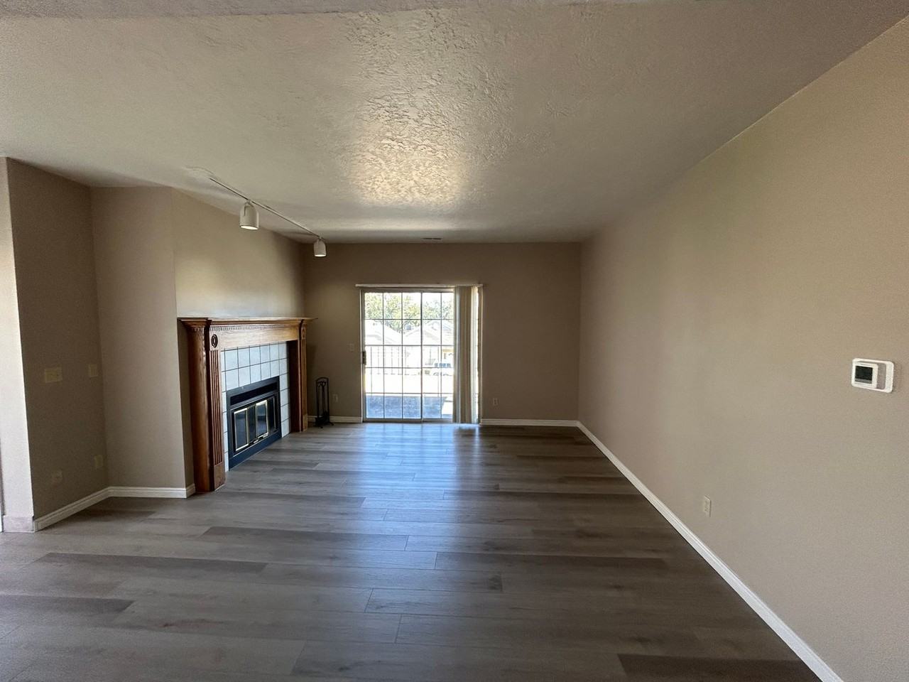 345 N 2450 E - Photo 4 of 18