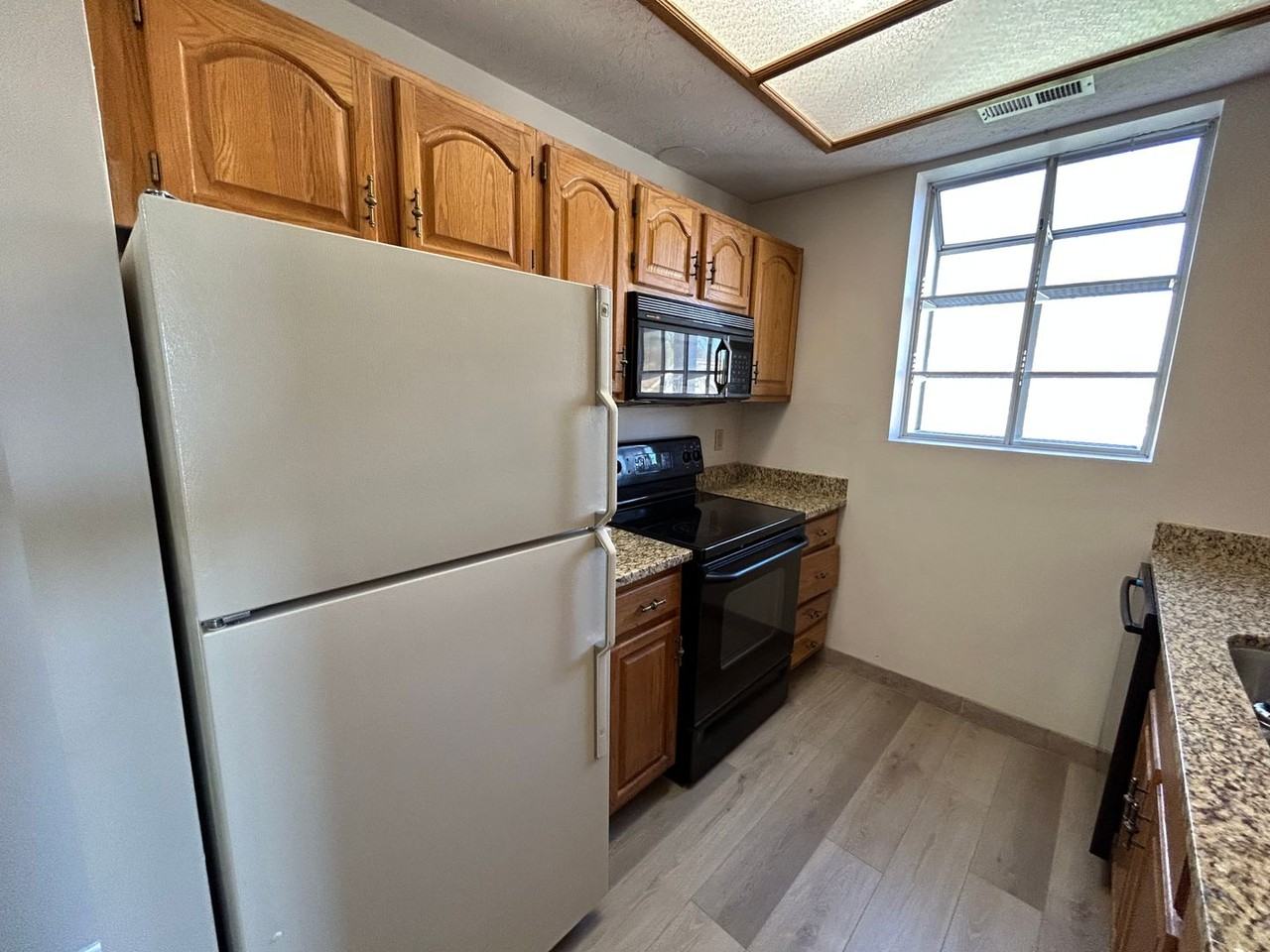 345 N 2450 E - Photo 7 of 18