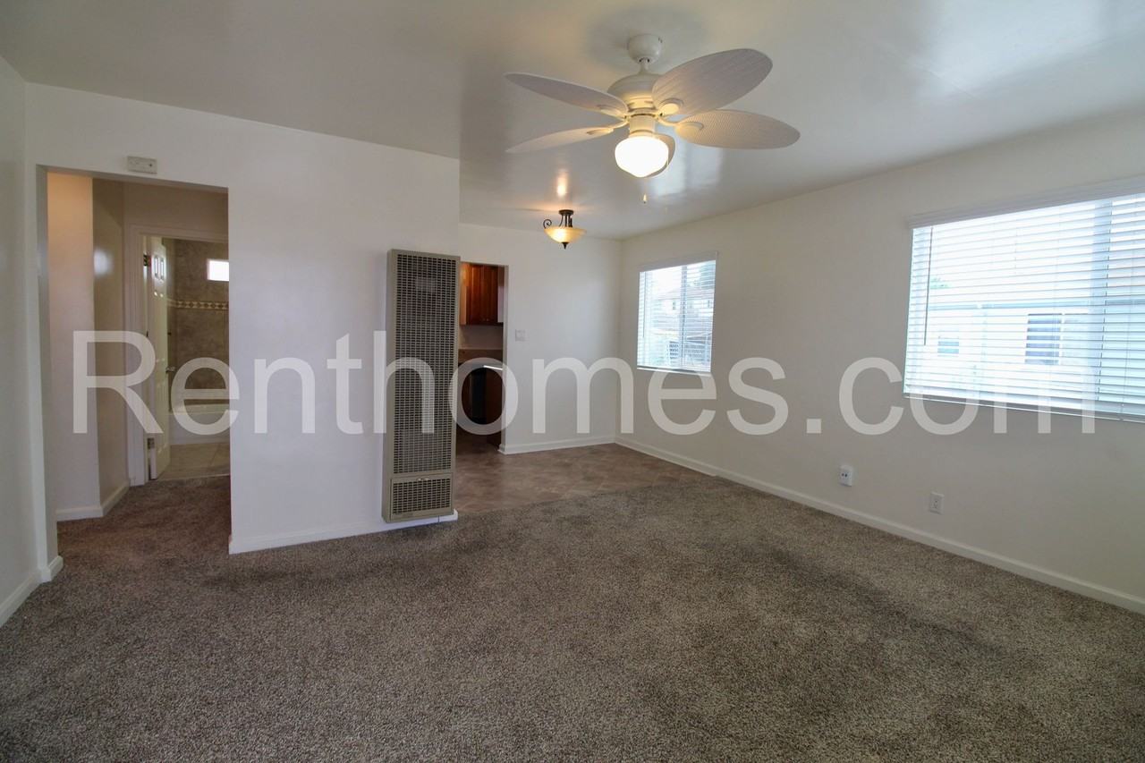 2345 Comstock St - Photo 2 of 22