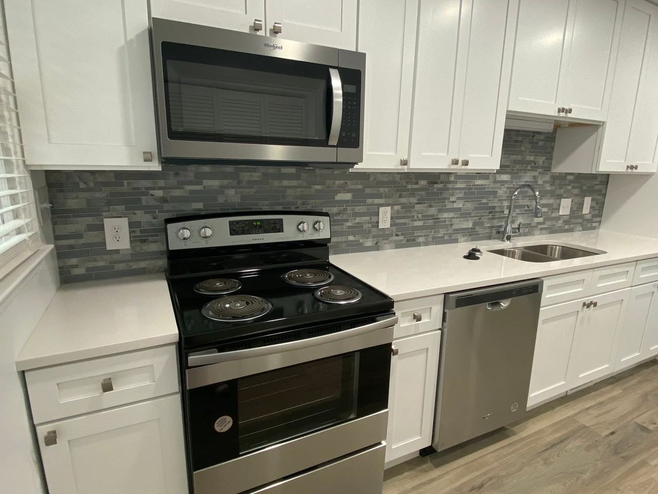 525 Bashford Rd - Photo 5 of 14