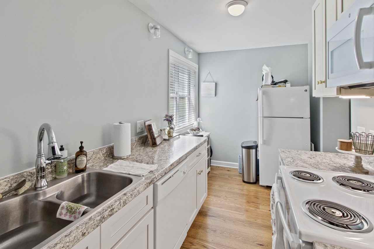 350 E Magnolia Ave #4 - Photo 3 of 11