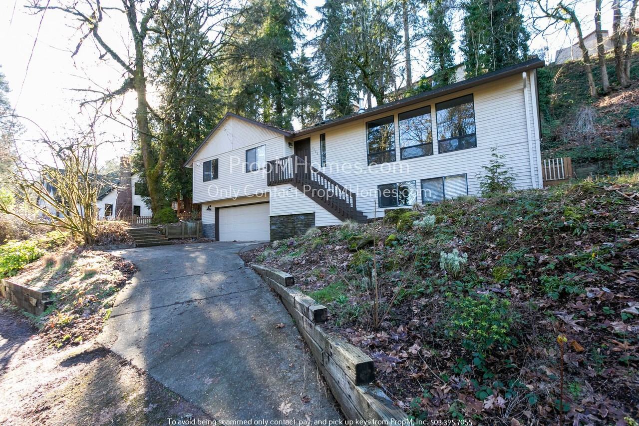3460 Se Aldercrest Rd - Photo 2 of 43