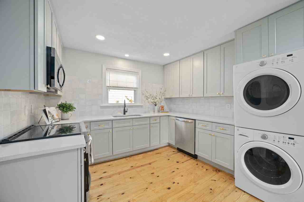 7605 Atlantic Ave - Photo 4 of 15