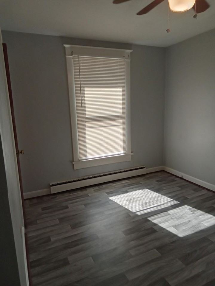 840 Old Forest Rd #A - Photo 5 of 18