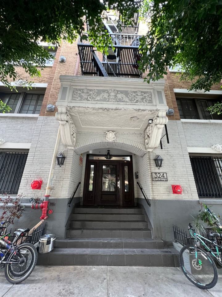 324 S Catalina - Photo 3 of 7