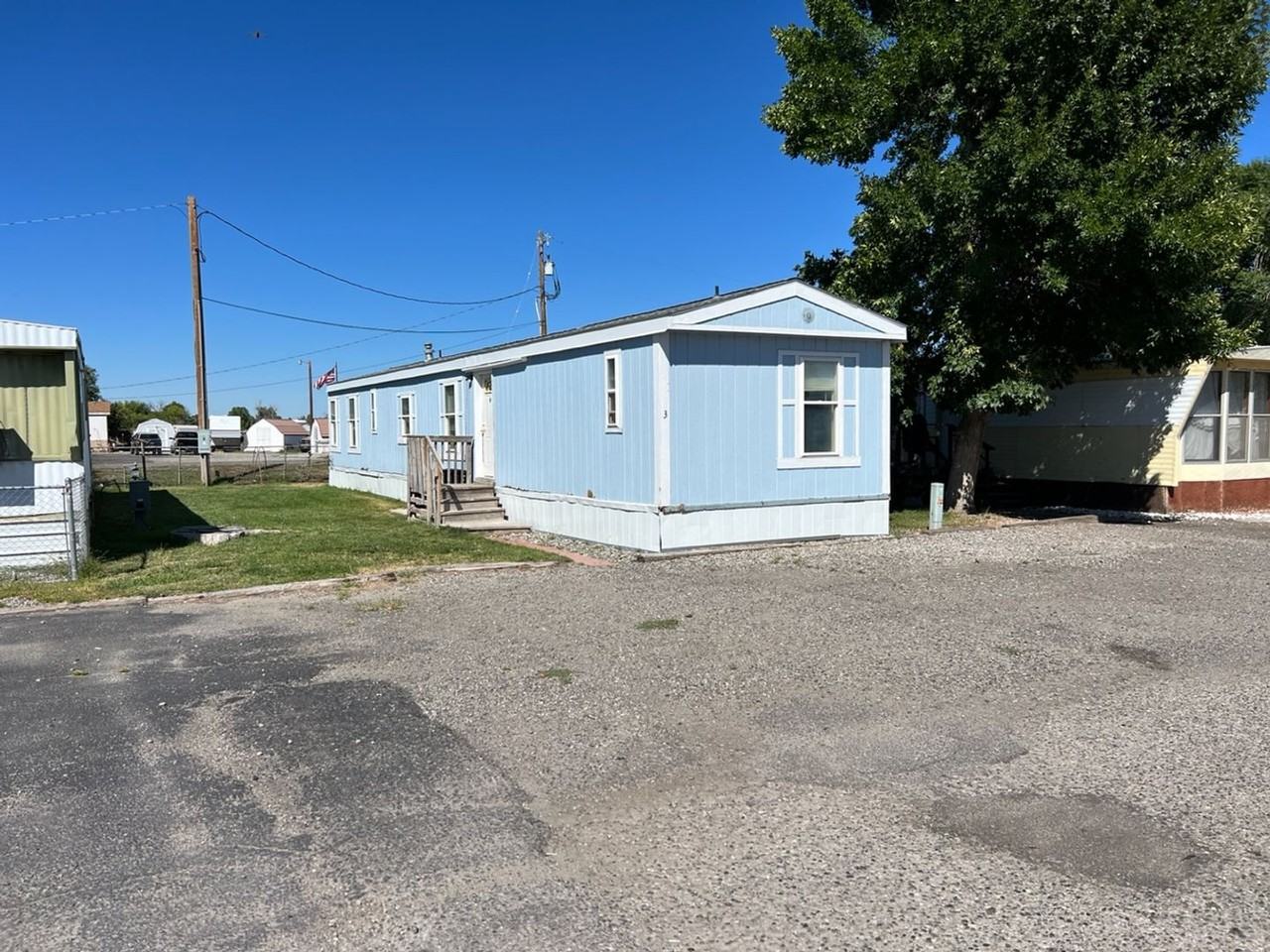1315 S Federal Blvd - Photo 4 of 45