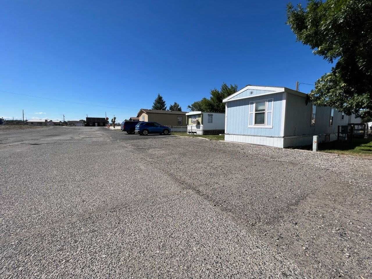 1315 S Federal Blvd - Photo 3 of 45