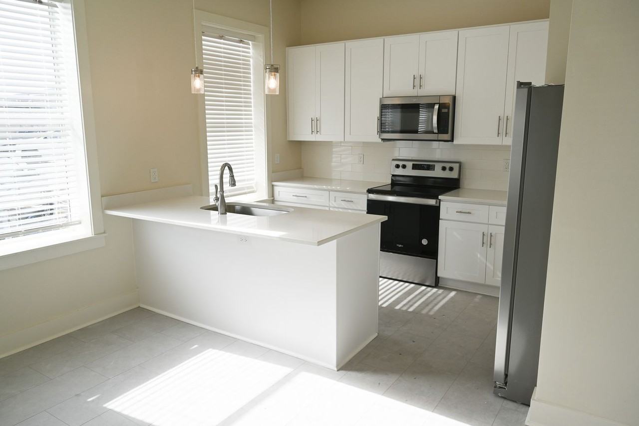 Delmas - Photo 2 of 7