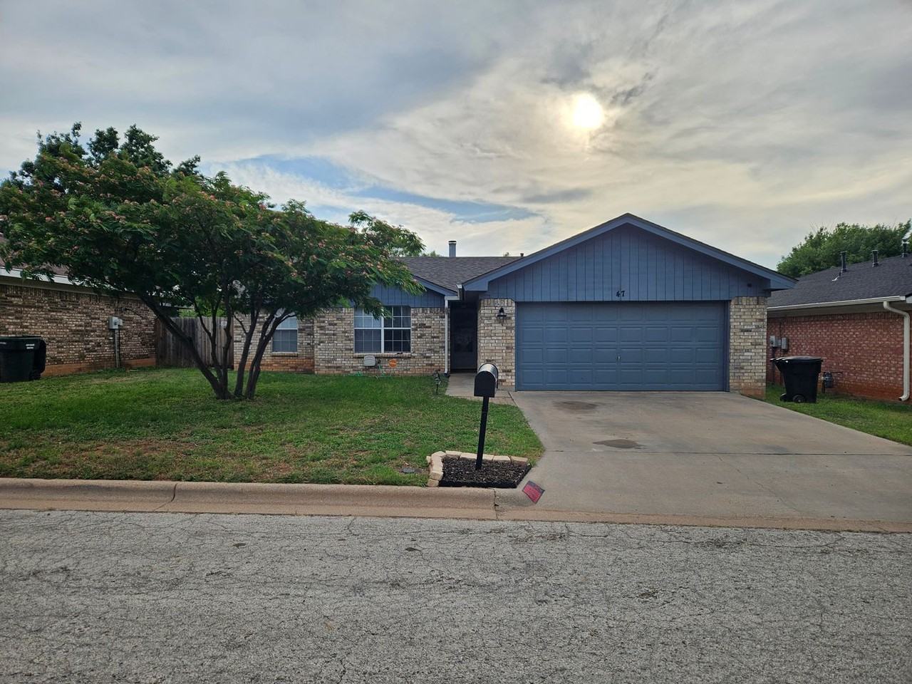 47 Woodcock Cir - Photo 2 of 26