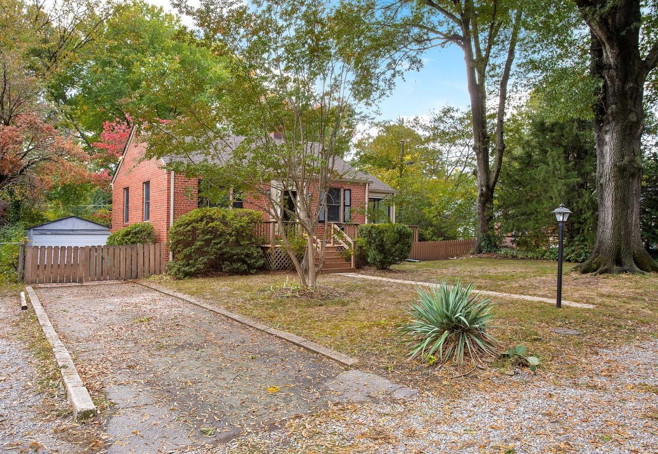 1301 Orchard Rd - Photo 3 of 35