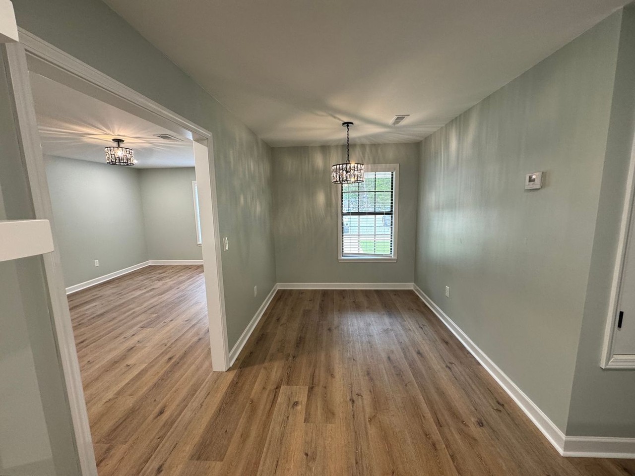 1896 Skyline Dr - Photo 5 of 12