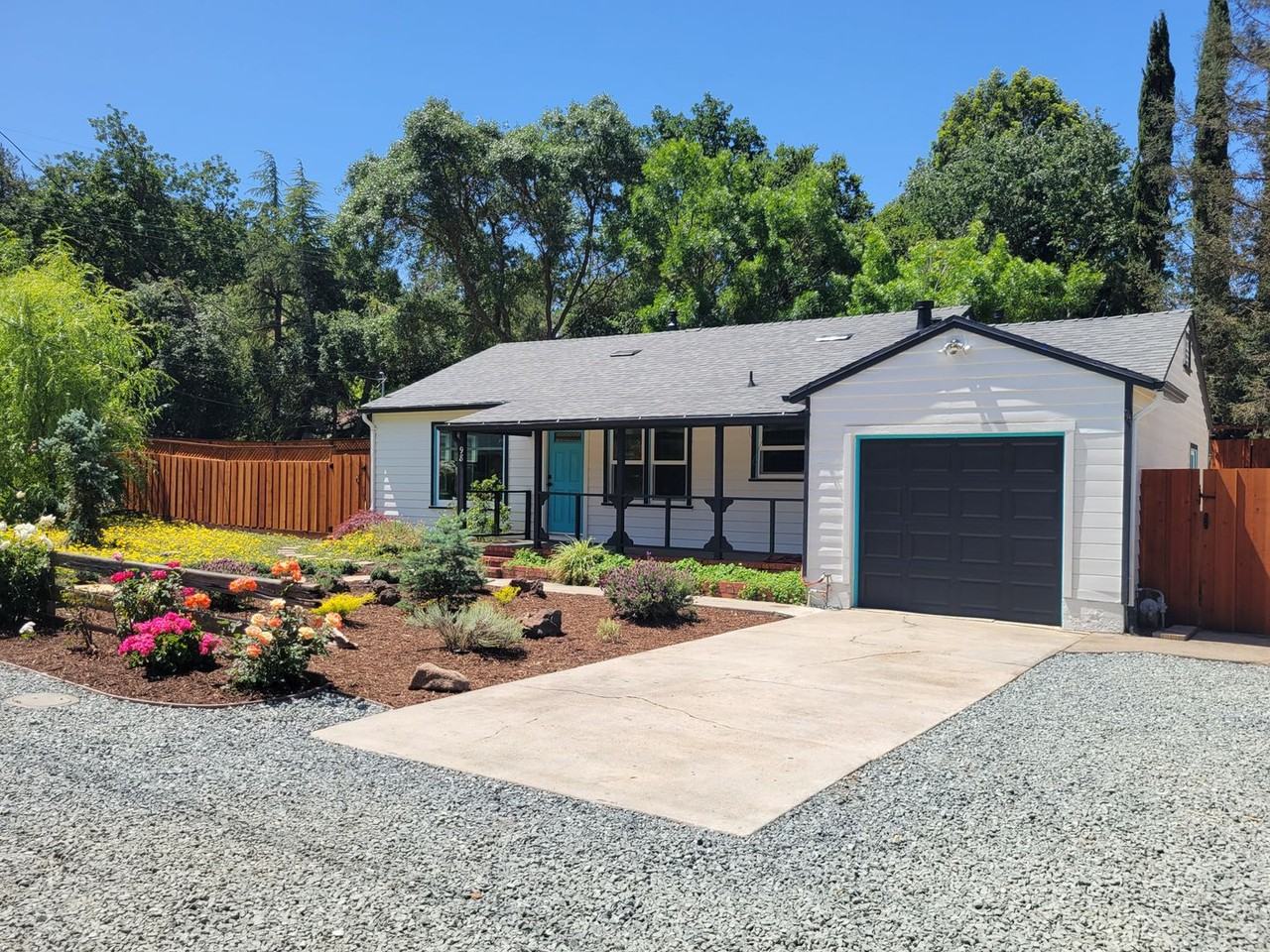 98 Valley Ave - Photo 2 of 21