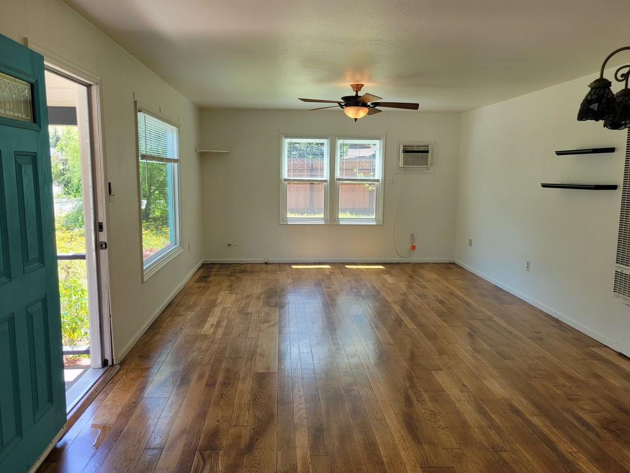 98 Valley Ave - Photo 7 of 21