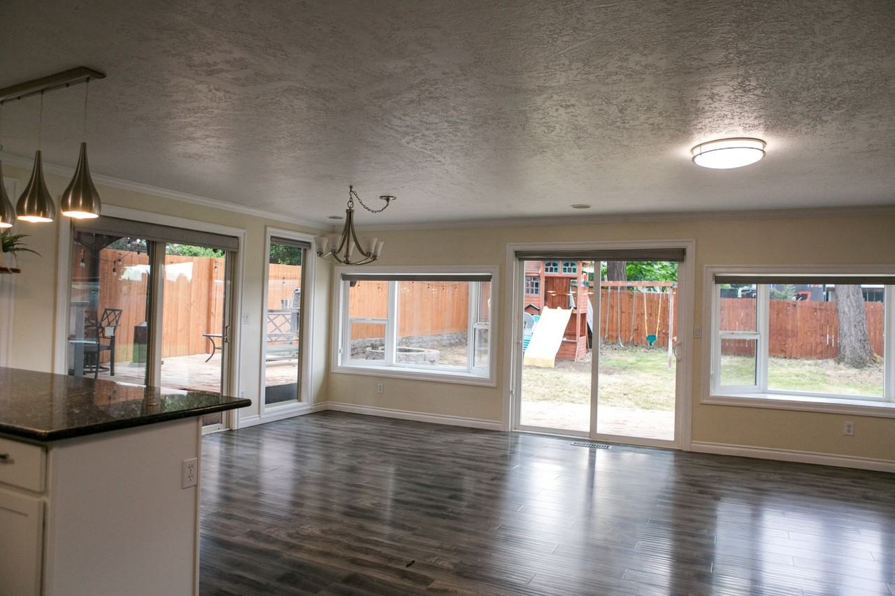 15931 Se Rickshire Ln - Photo 7 of 30