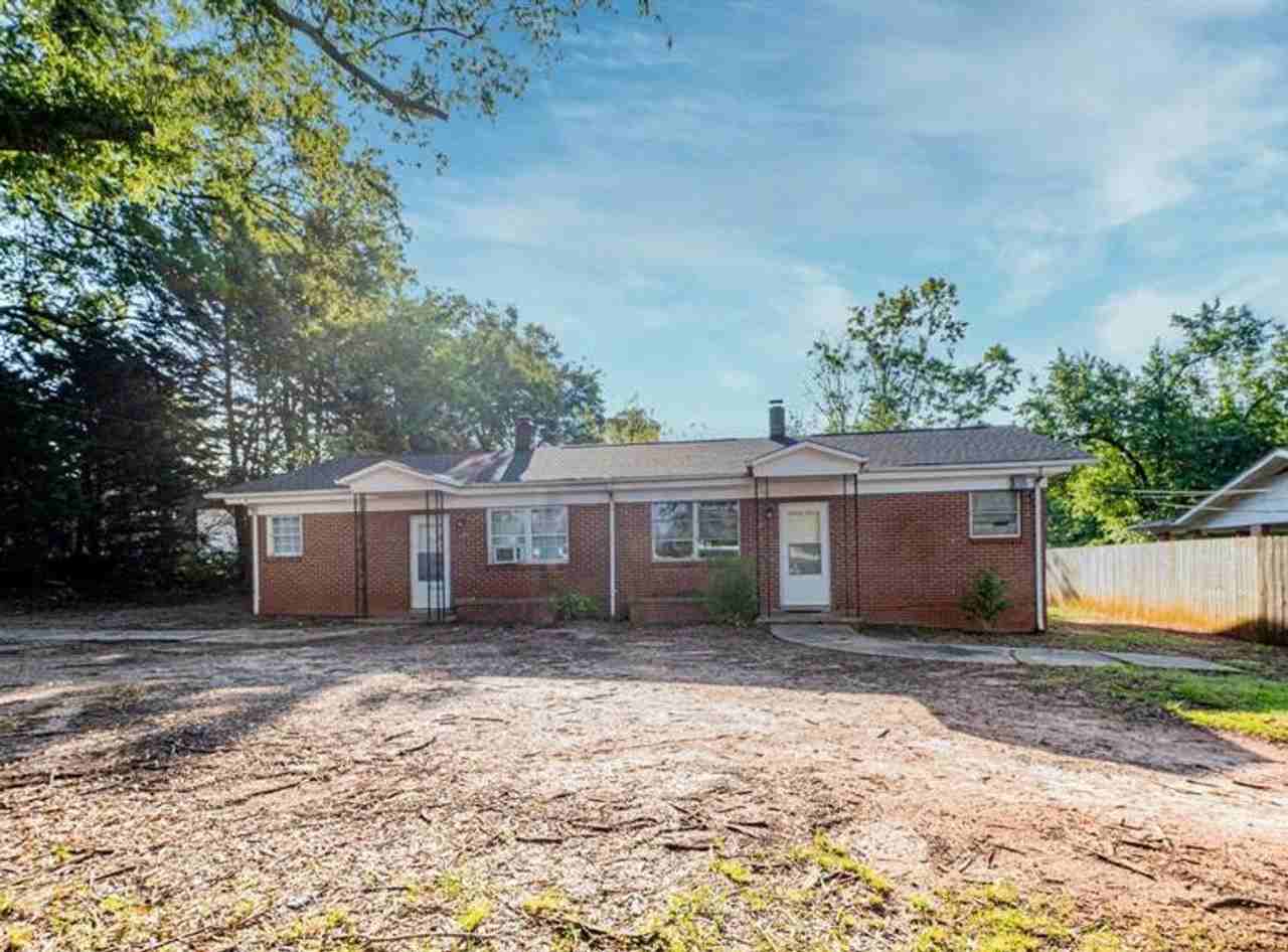 15th SE 281-283 - Photo 2 of 12