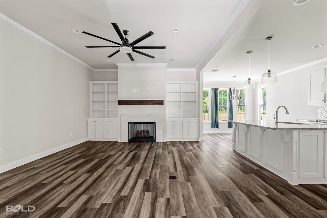 934 Empire Cir - Photo 3 of 40