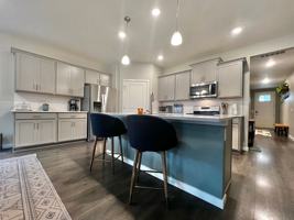 featured image of 908 Rollins Den Dr