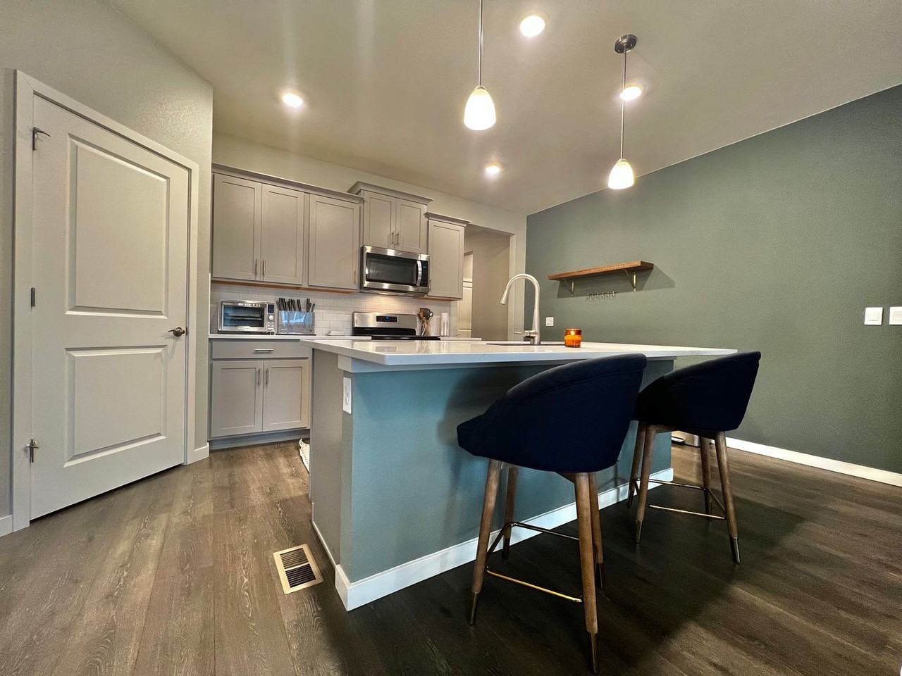 908 Rollins Den Dr - Photo 5 of 25