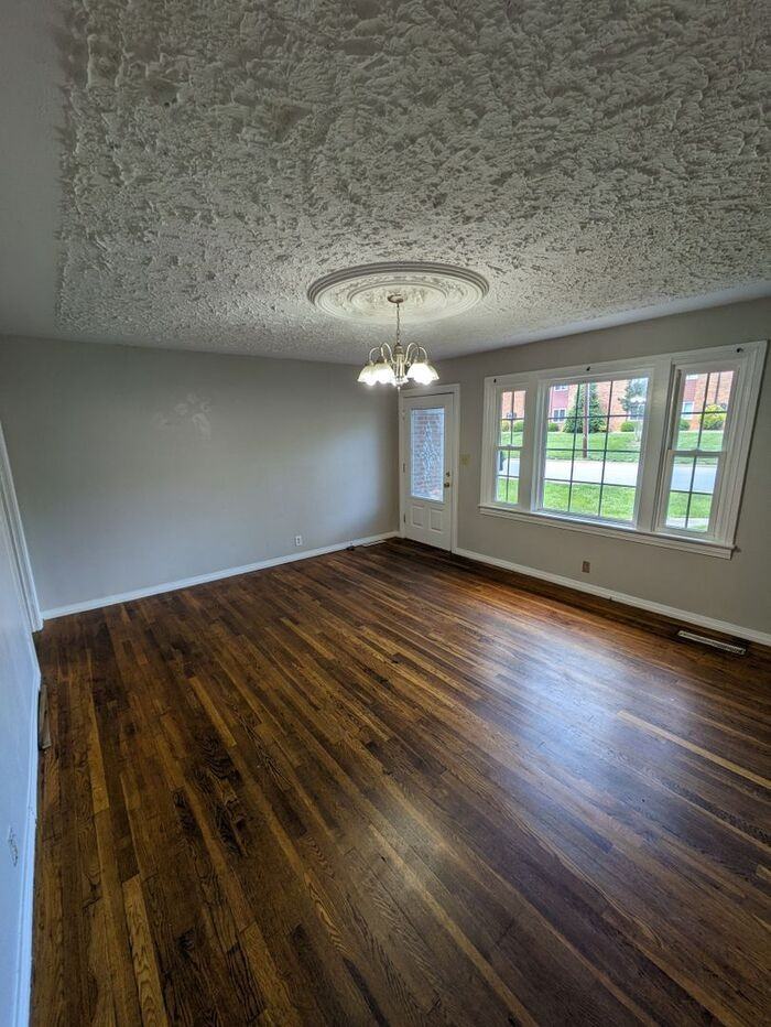 450 10th Avenue Dr Ne - Photo 2 of 11
