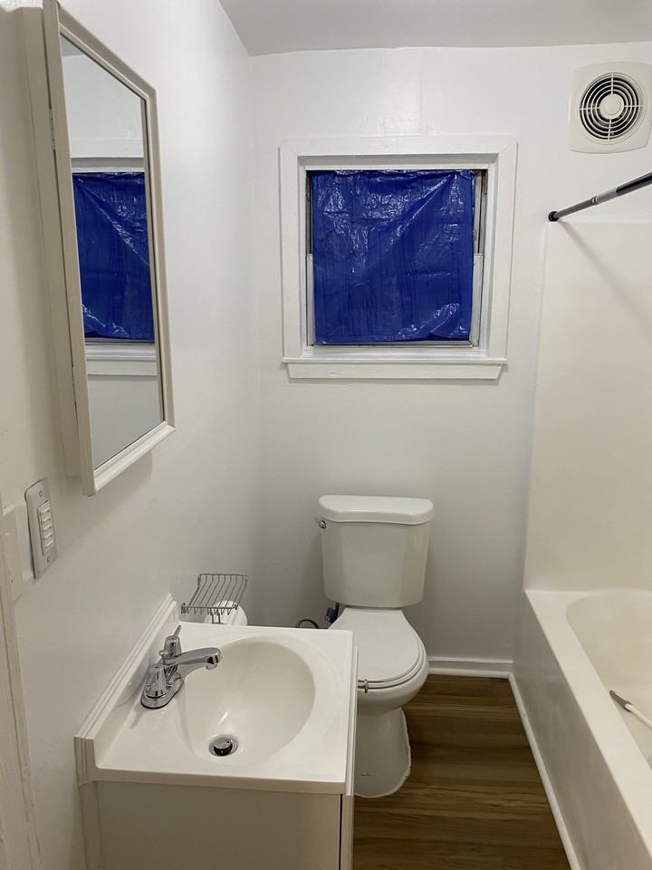 319 5th Ter #319 - Photo 3 of 5