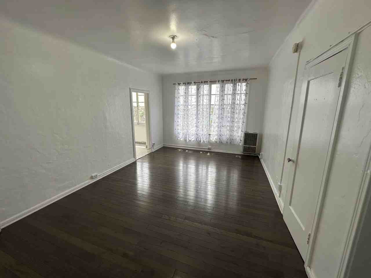 2000 Arlington Ave #510 - Photo 2 of 14