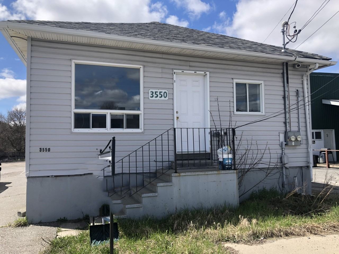 Errington 3550 Apartments 3550 Errington Ave, Chelmsford, ON P0M 1L0