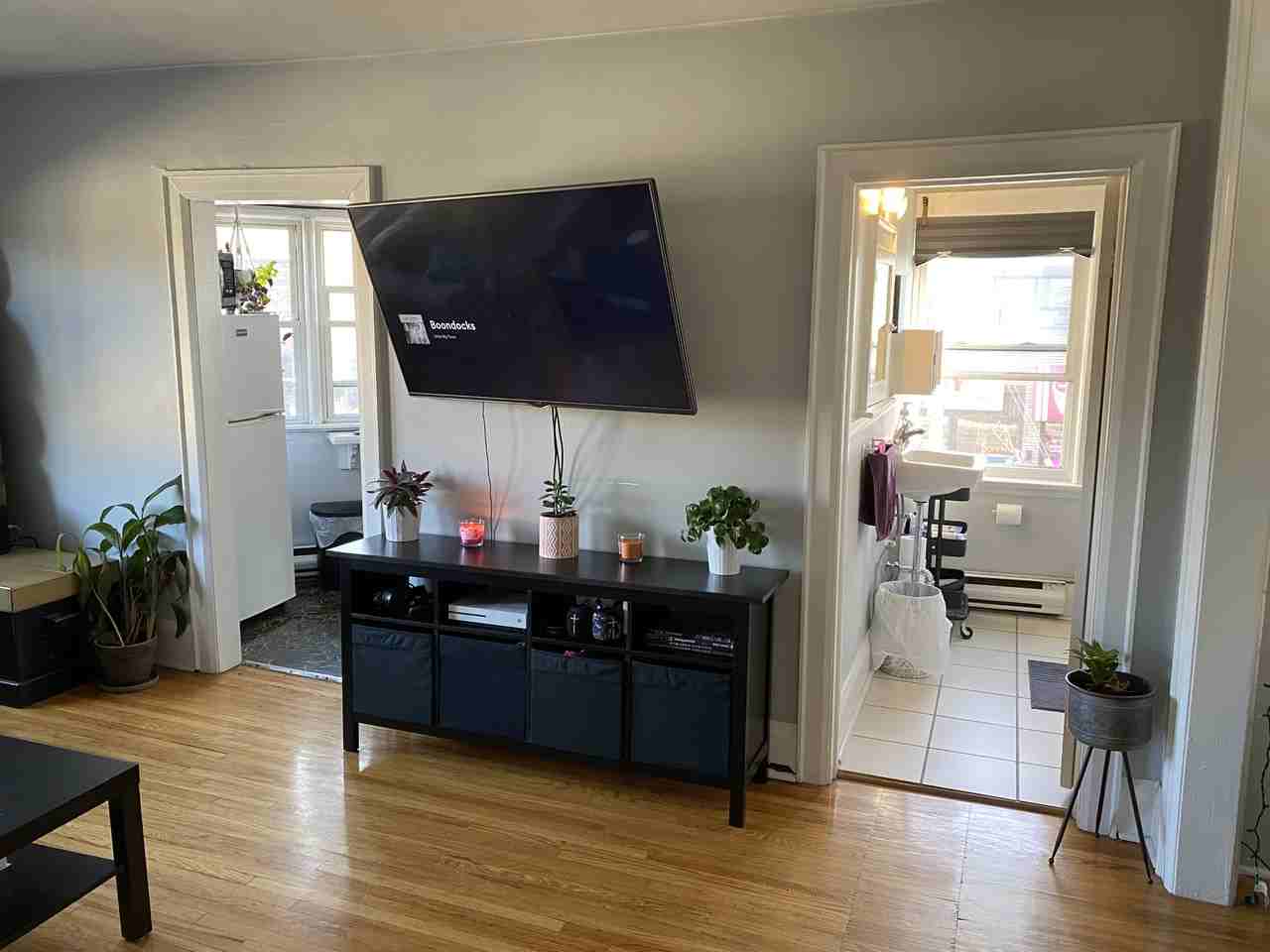 3 Sterling Street, Hamilton, Ontario - Photo 2 of 14