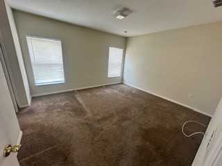 1003 Cumberland Dr #1 - Photo 4 of 6