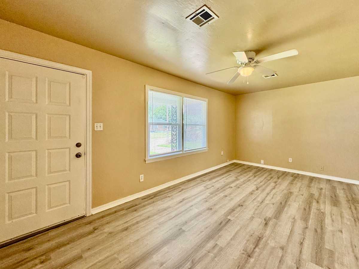 3222 N Holman Ct #1 - Photo 2 of 21