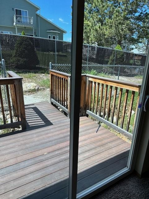 706 Darby St #D - Photo 4 of 19
