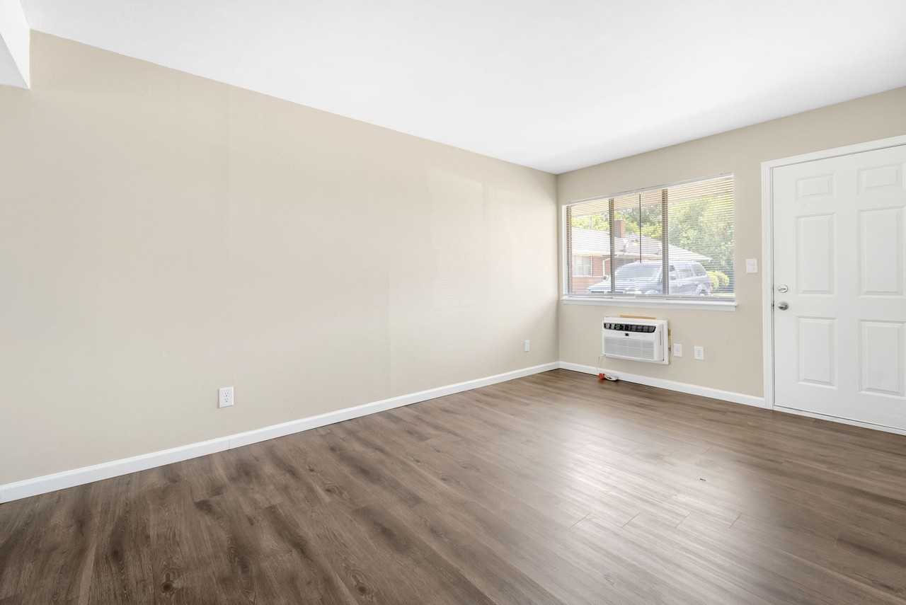 1014 Montie Rd #1014UPG - Photo 5 of 12