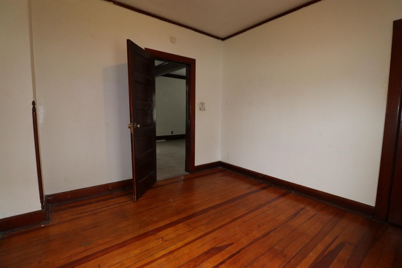 2013 N 15th St #2013 - Photo 6 of 16