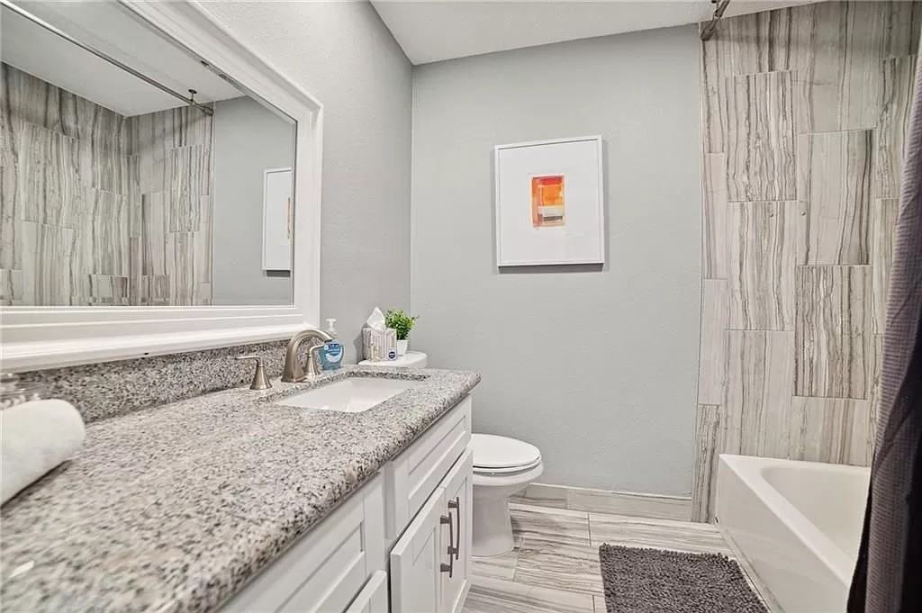13213 Bourbon St #1 - Photo 6 of 50
