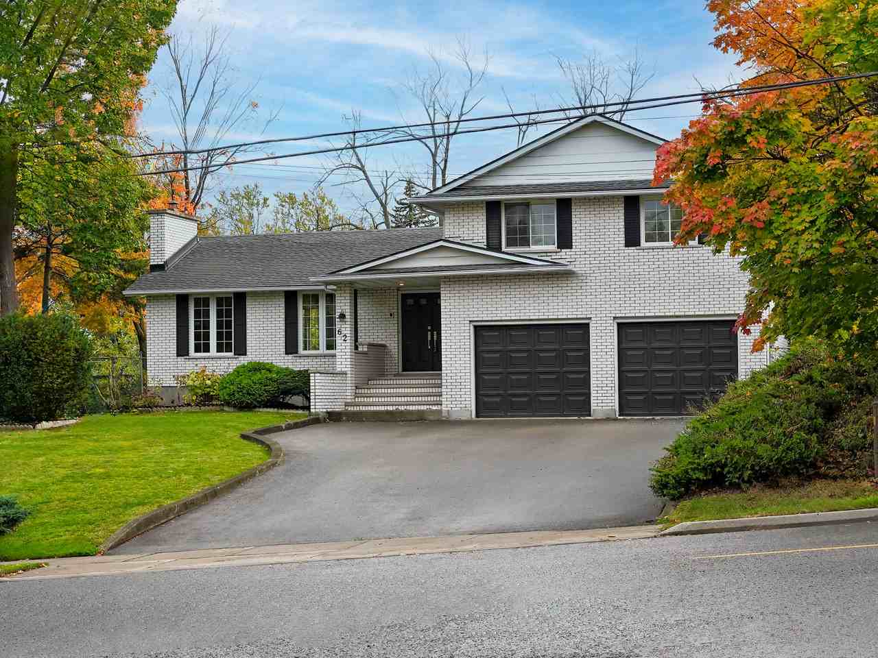 62 Bertie St #1 - Photo 2 of 50