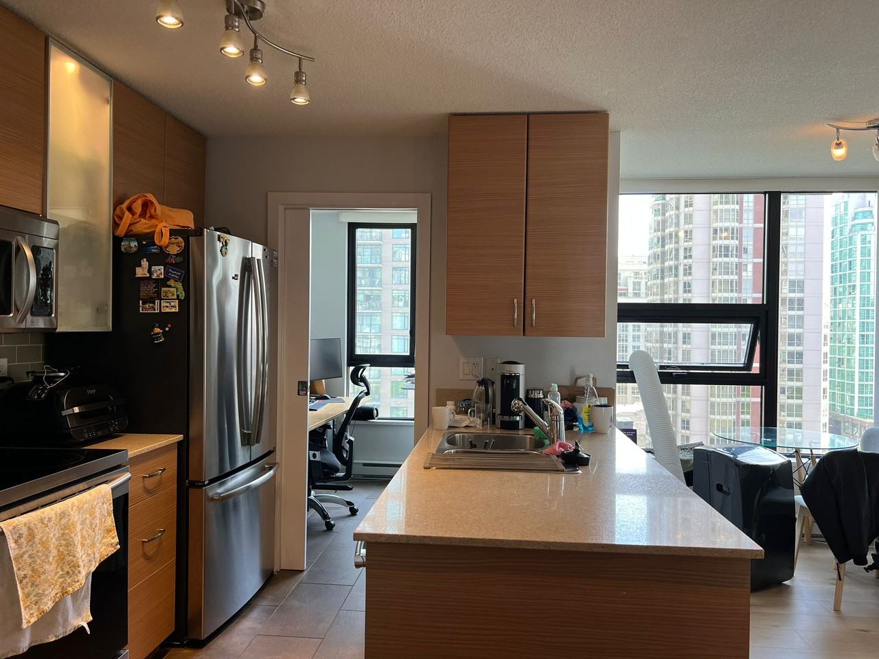 #1206 - 928 Homer Street - Photo 3 of 10