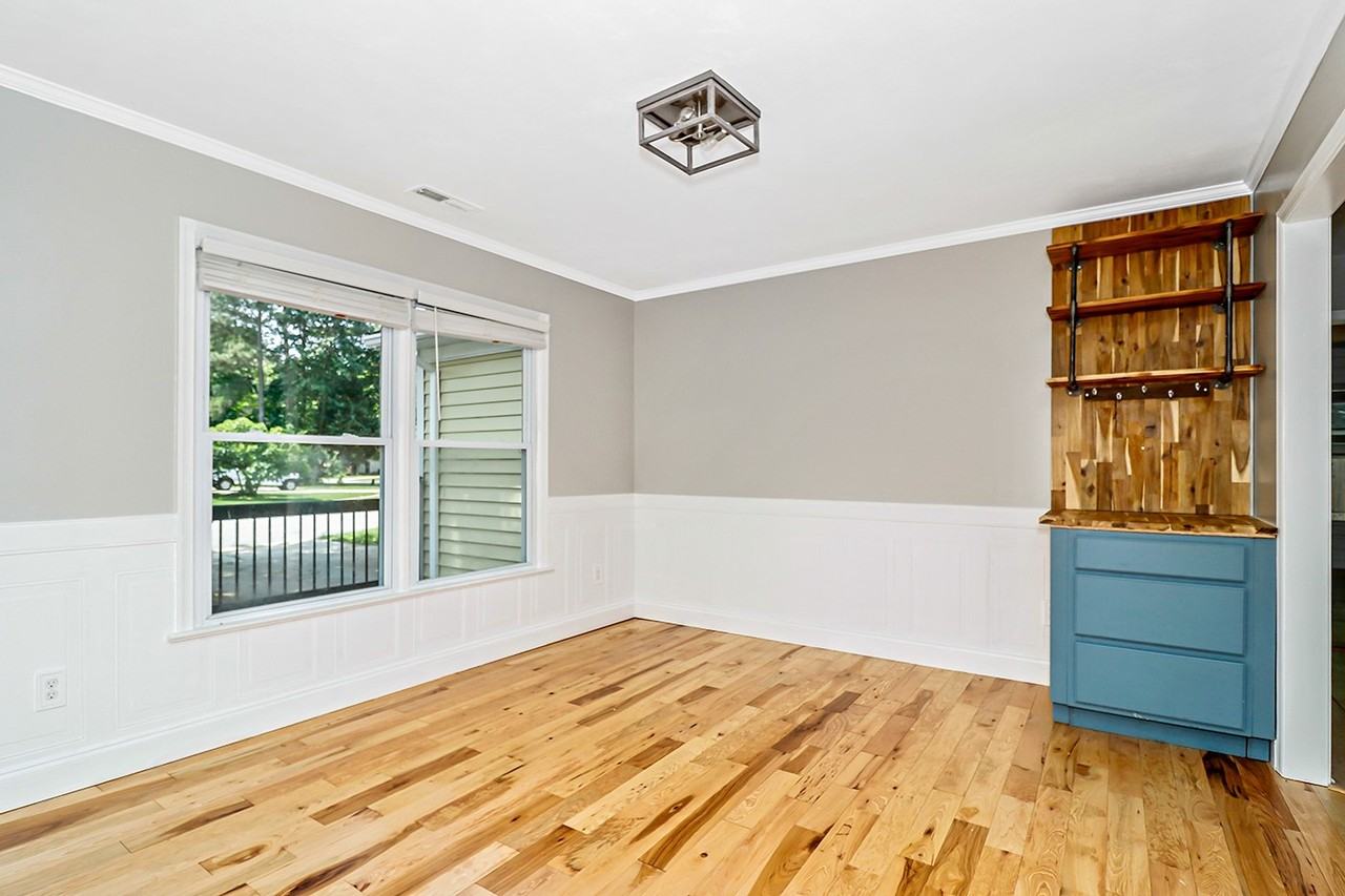 2129 Agecroft Rd #1 - Photo 6 of 34