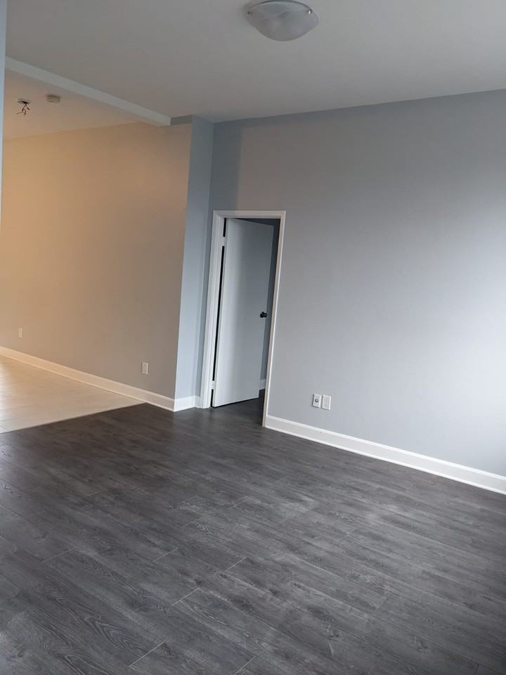 255 James Street North #3 - Photo 4 of 17