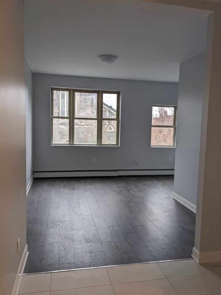 255 James Street North #3 - Photo 2 of 17