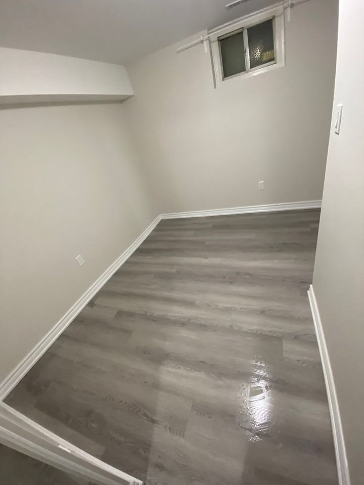 35 Amberley Dr #3 - Photo 4 of 14